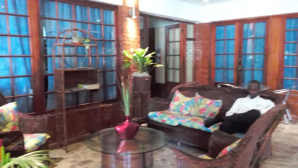 Village Hotel أوشو ريوس المظهر الخارجي الصورة