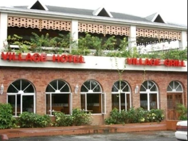 Village Hotel أوشو ريوس المظهر الخارجي الصورة